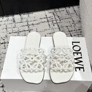 Loewe Women white leather sandals